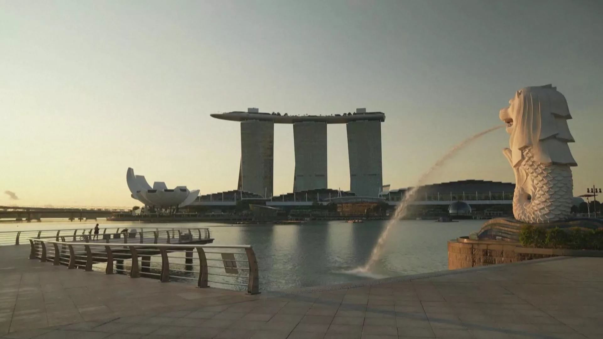 Singapura Pertimbangkan Hukuman Cambuk untuk Pelaku Penipuan