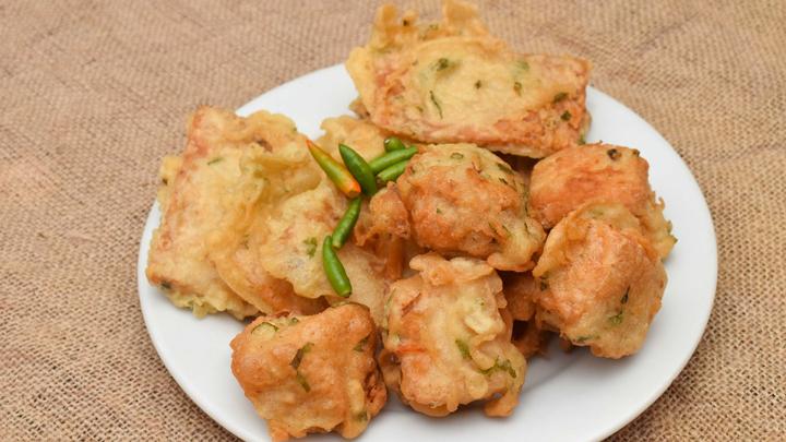 Gorengan Enak Buat Bukber atau Camilan Santai di Rumah